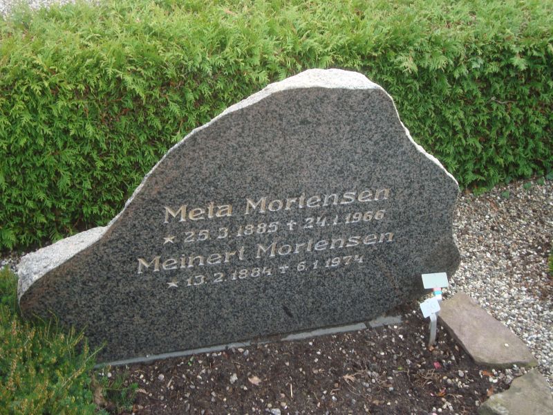 Meta Mortensen.JPG
